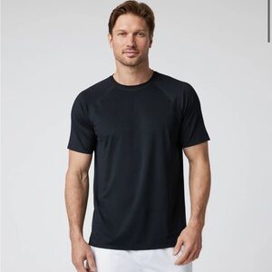 Vuori Short Sleeve Viewpoint Performance Tee Shirt